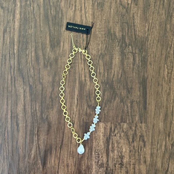 Ann Taylor mixed pearl and chain Necklace - Picture 10 of 14